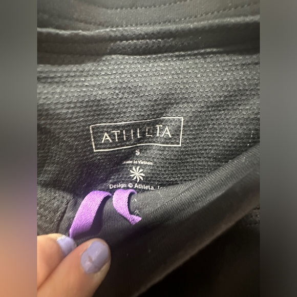 Athleta 2-in-1 Contender Skirt Combo Crop Leggings - Picture 5 of 7